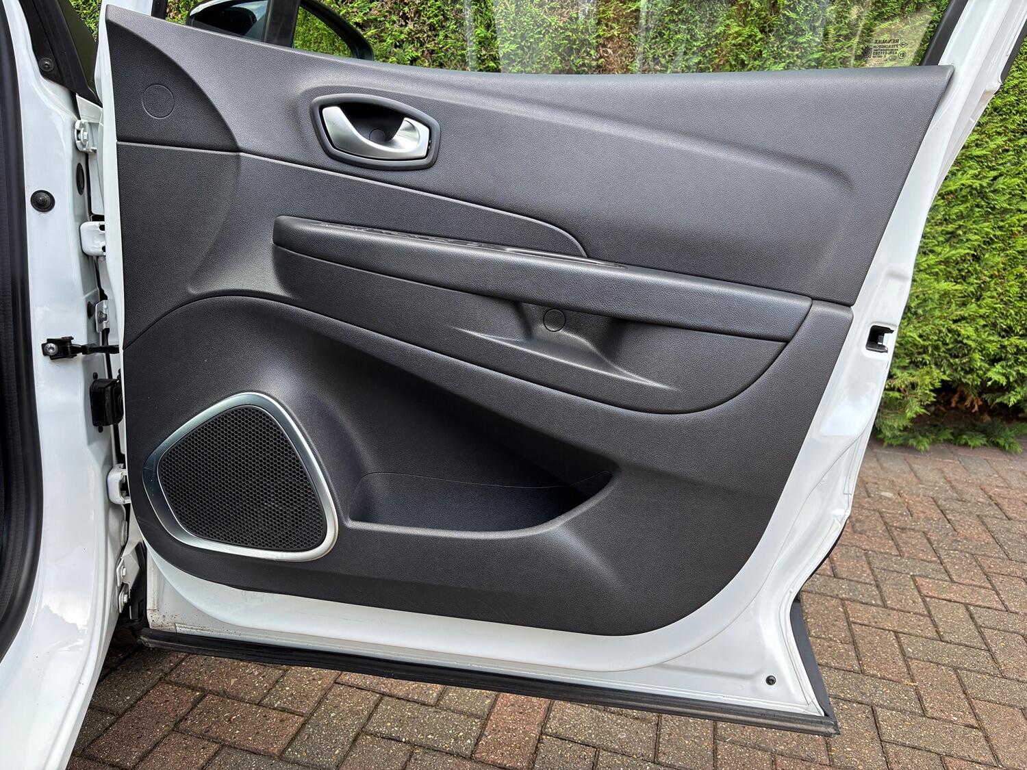 Used Renault Captur 2019 for sale - 76793104: Photo 33