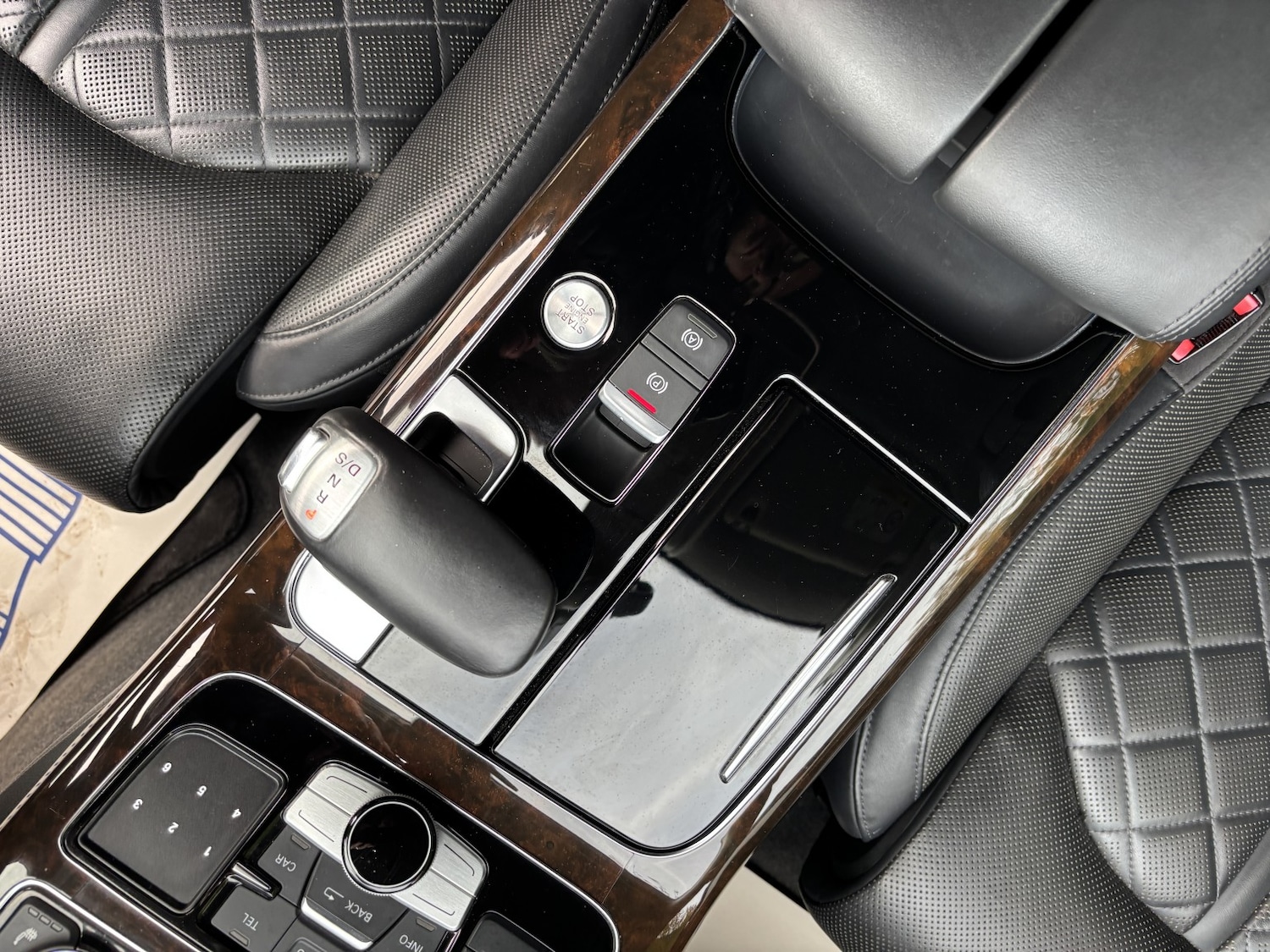 Used Audi A8 2015 for sale - 76744100: Photo 23