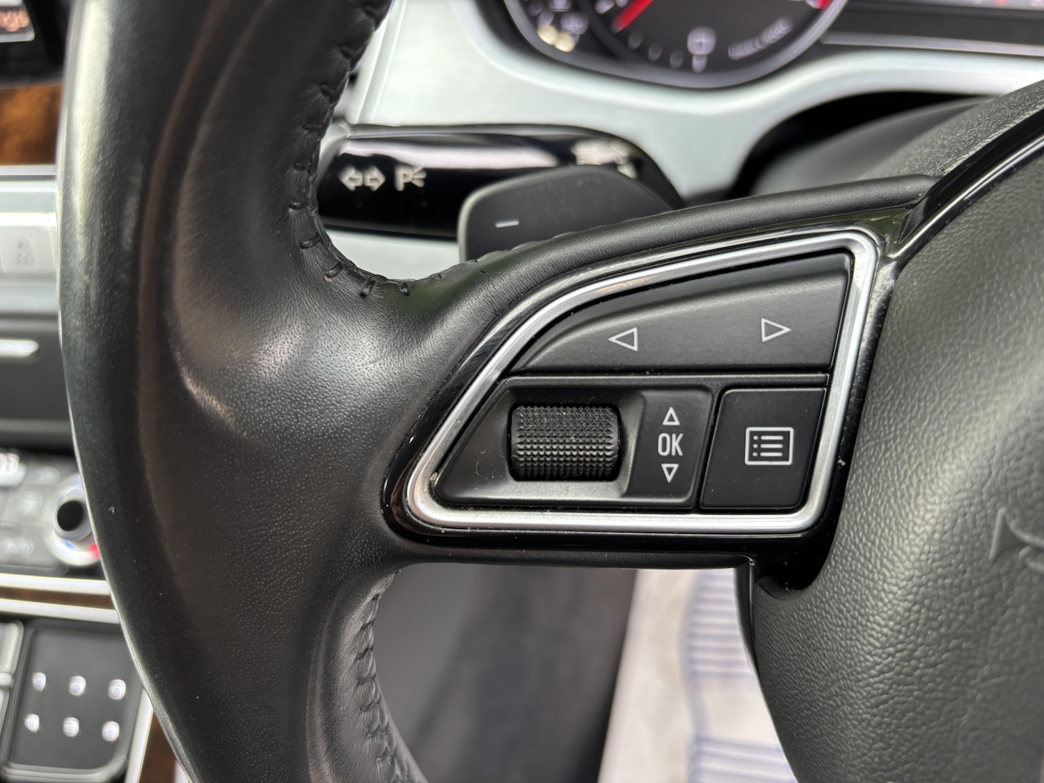 Used Audi A8 2015 for sale - 76744100: Photo 37