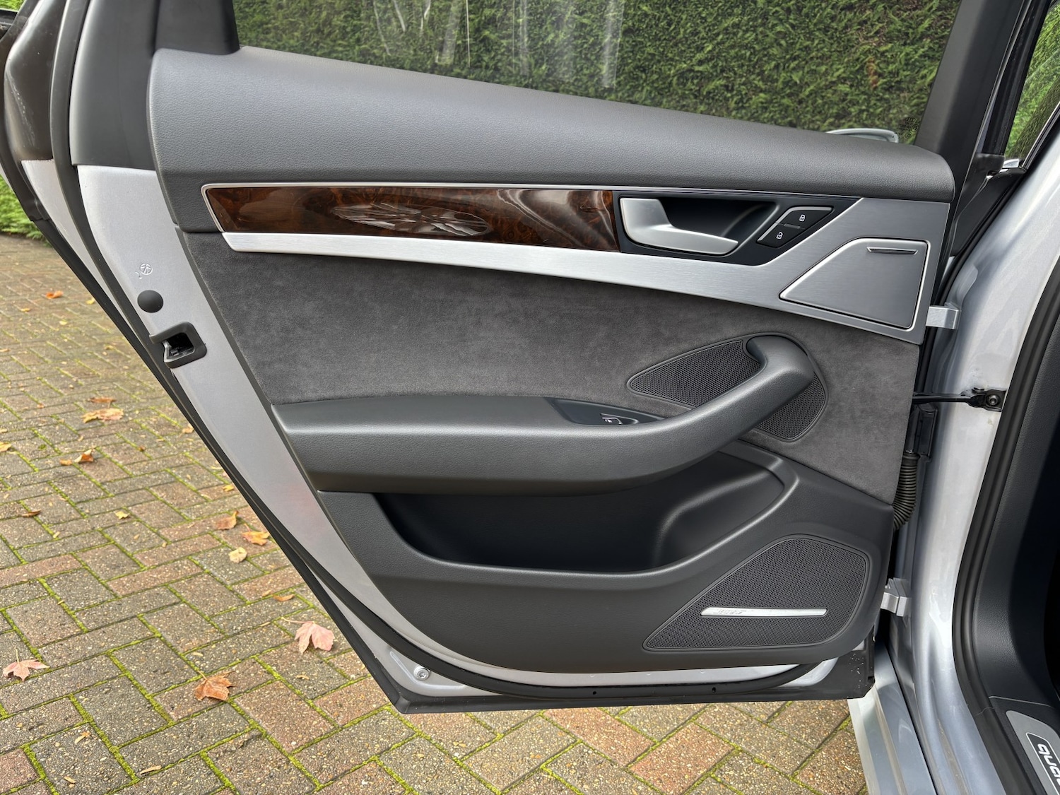 Used Audi A8 2015 for sale - 76744100: Photo 39