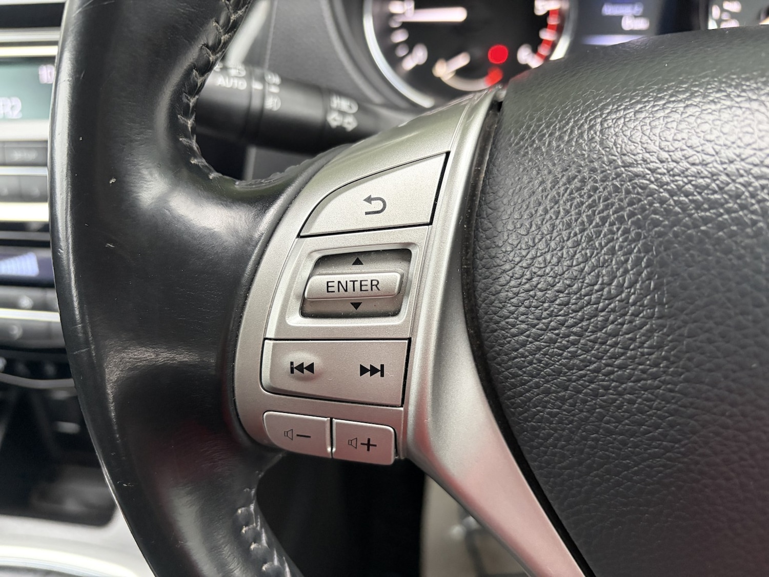 Used Nissan Qashqai 2014 for sale - 77377743: Photo 30