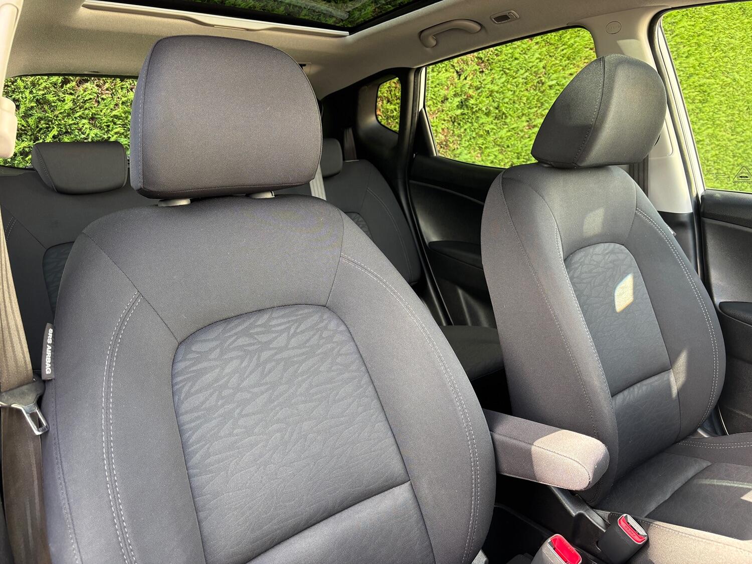 Used Hyundai Ix20 2012 for sale - 76744097: Photo 19