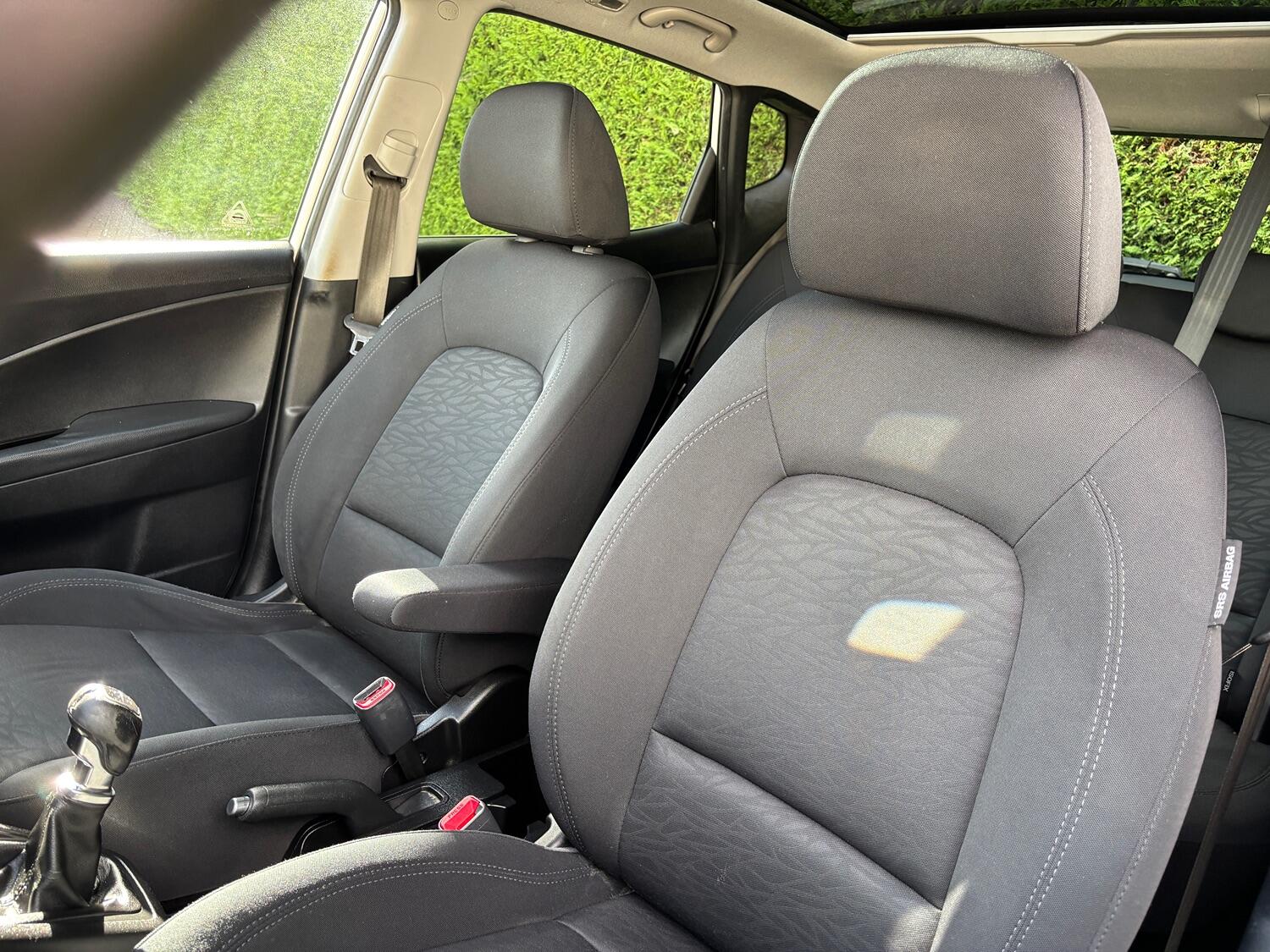 Used Hyundai Ix20 2012 for sale - 76744097: Photo 21