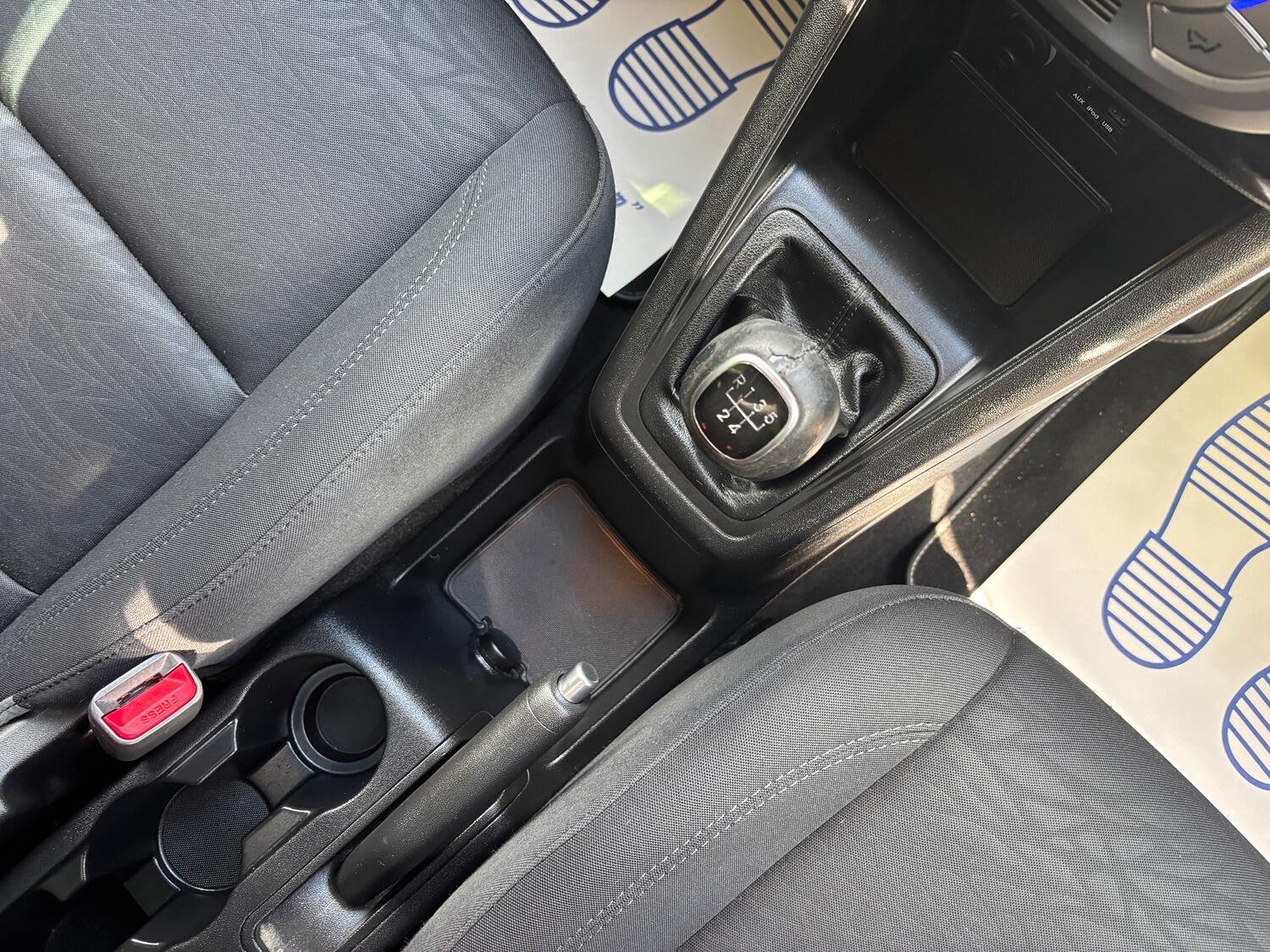 Used Hyundai Ix20 2012 for sale - 76744097: Photo 27