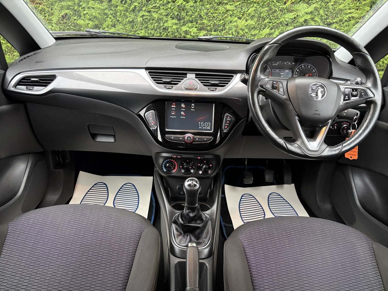 Used Vauxhall Corsa 2017 for sale - 77377750: Photo 2