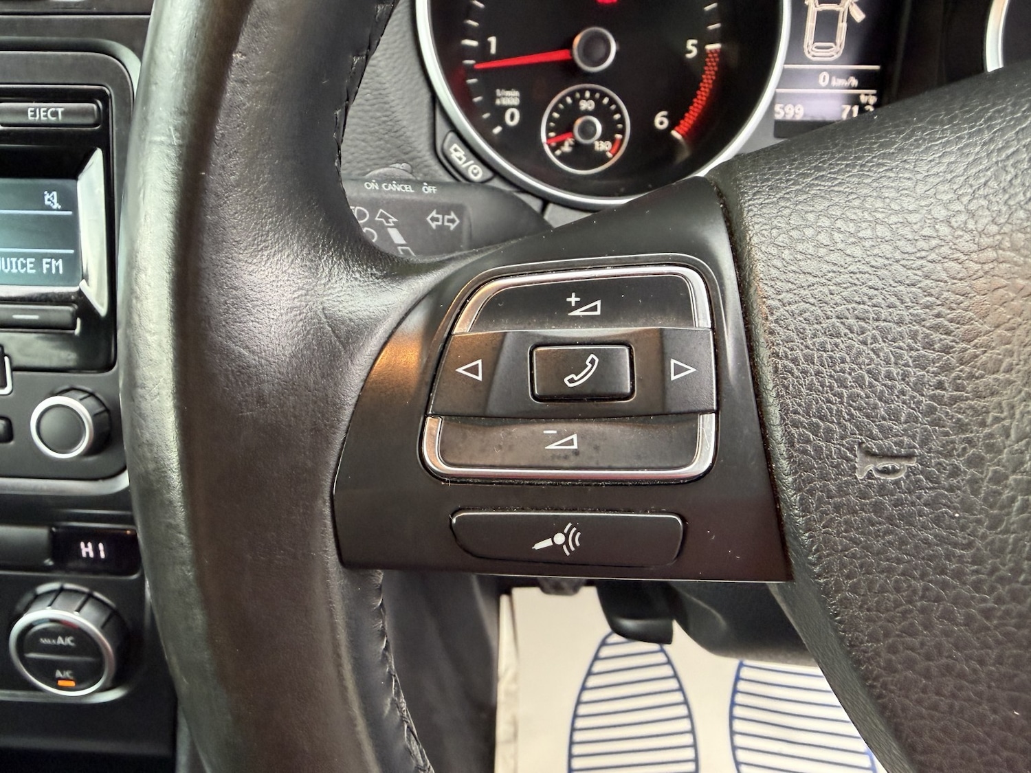 Used Volkswagen Golf 2014 for sale - 76945622: Photo 28