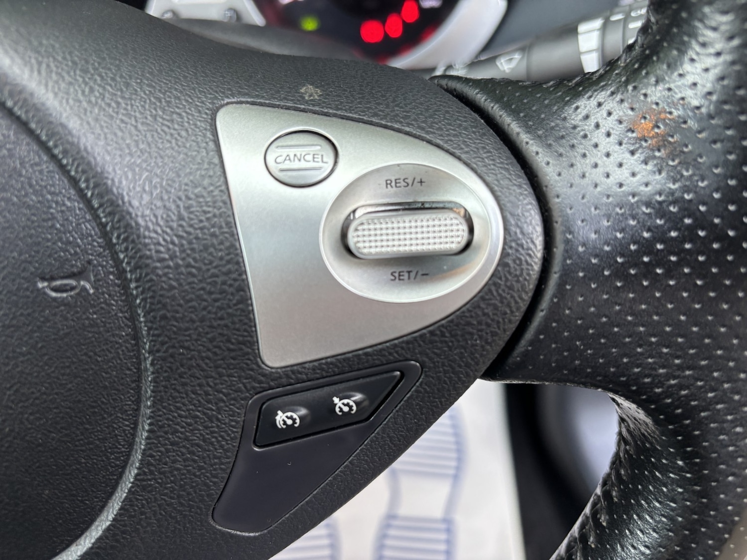 Used Nissan Juke 2014 for sale - 76751787: Photo 32