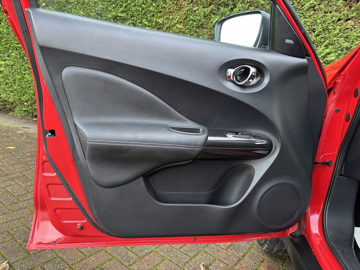 Used Nissan Juke 2014 for sale - 76751787: Photo 35