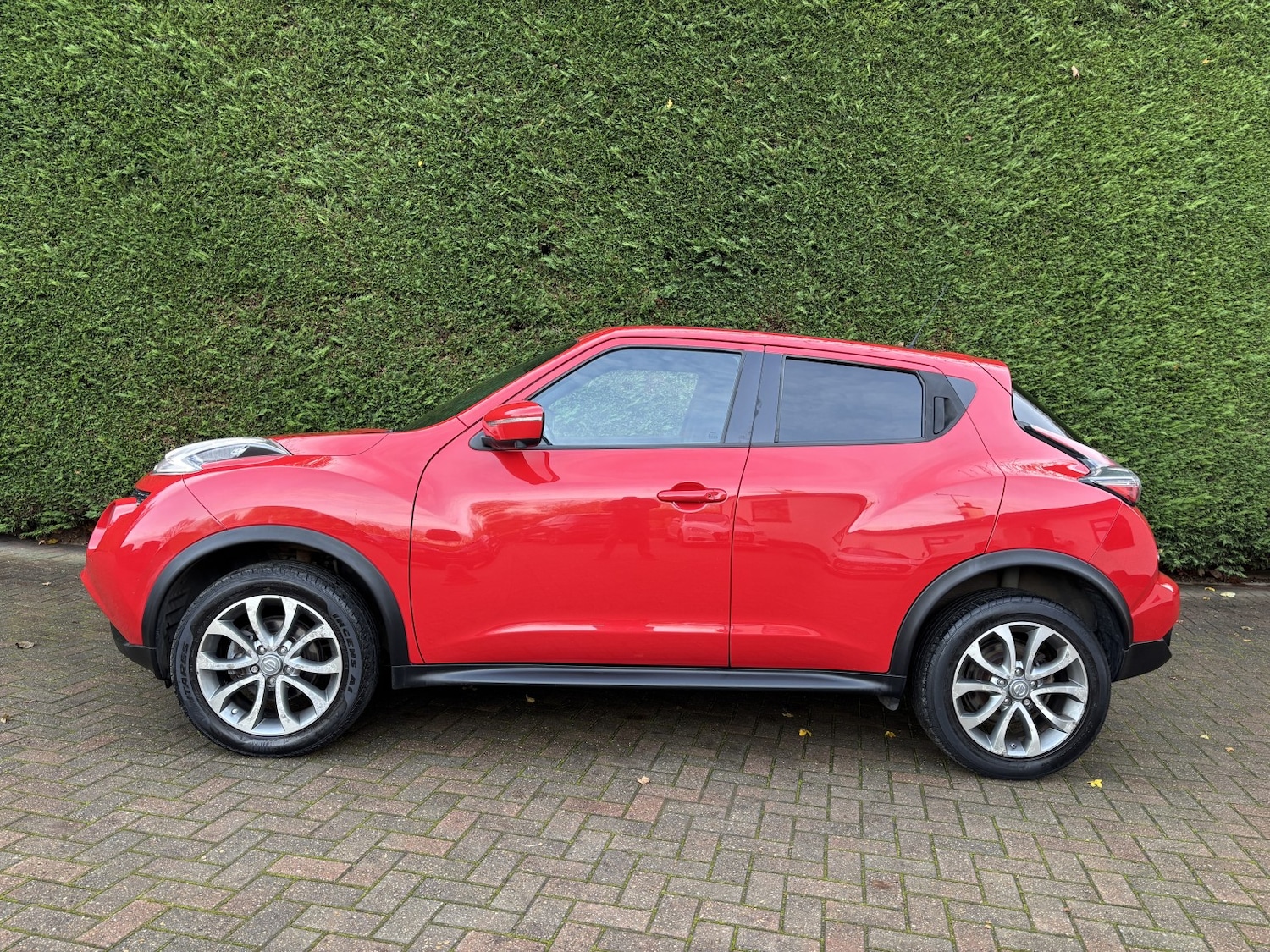 Used Nissan Juke 2014 for sale - 76751787: Photo 5