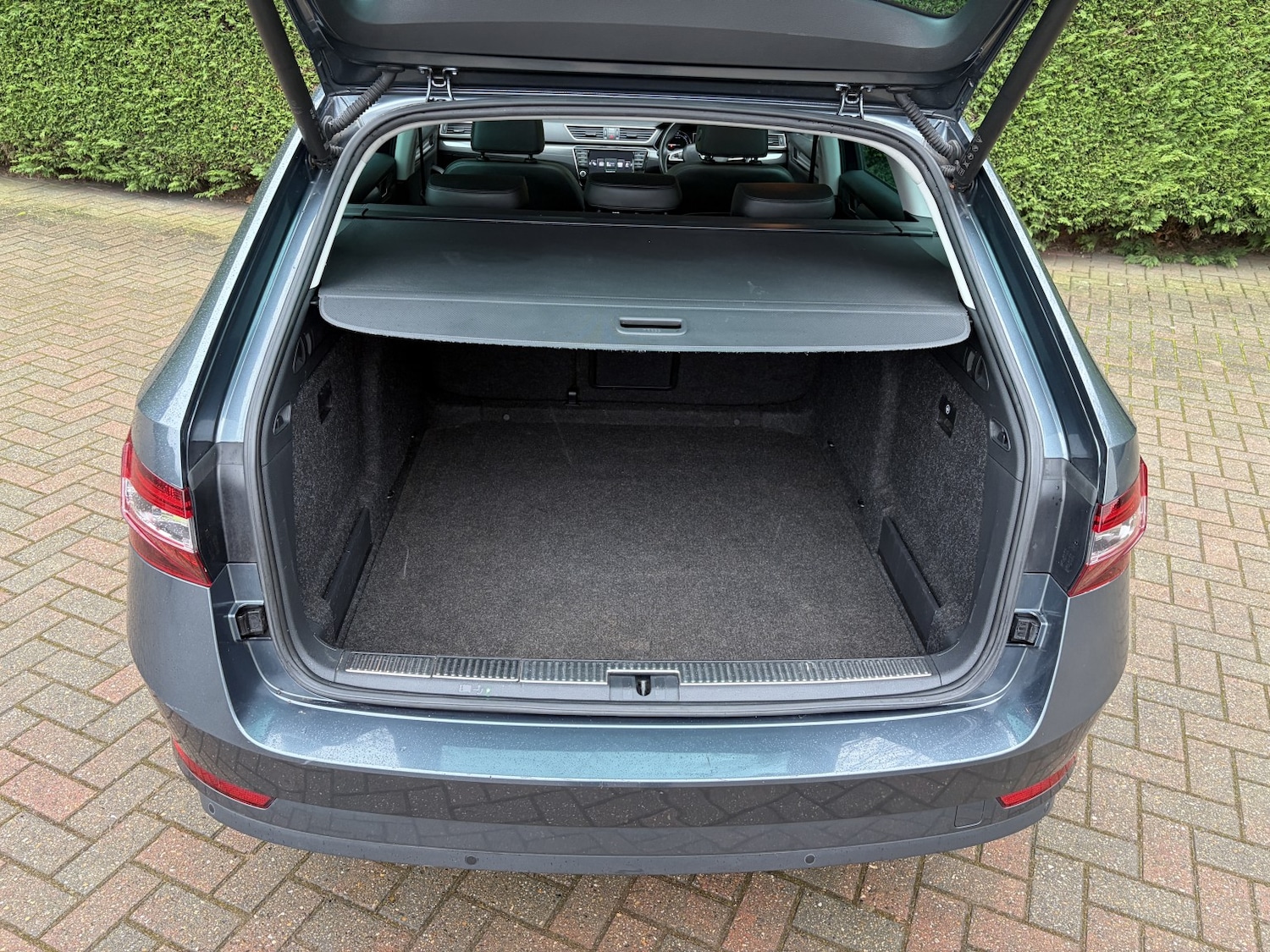 Used Skoda Superb 2017 for sale - 77377778: Photo 16