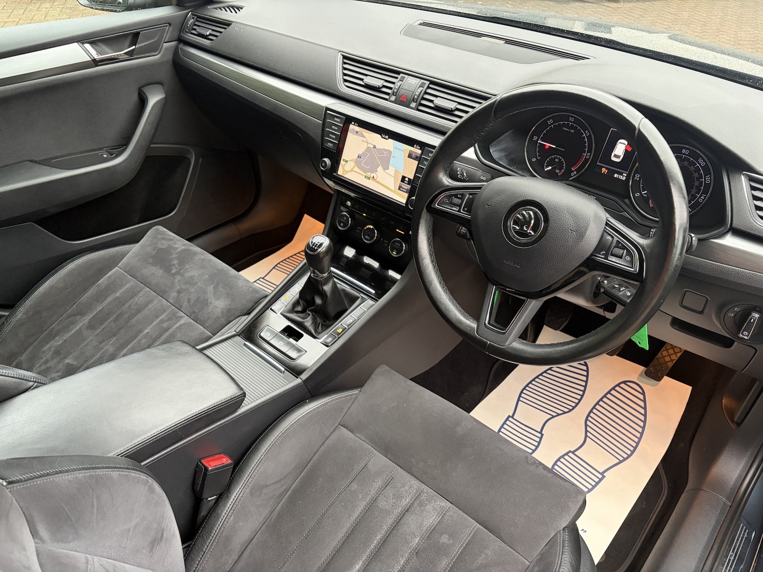 Used Skoda Superb 2017 for sale - 77377778: Photo 19