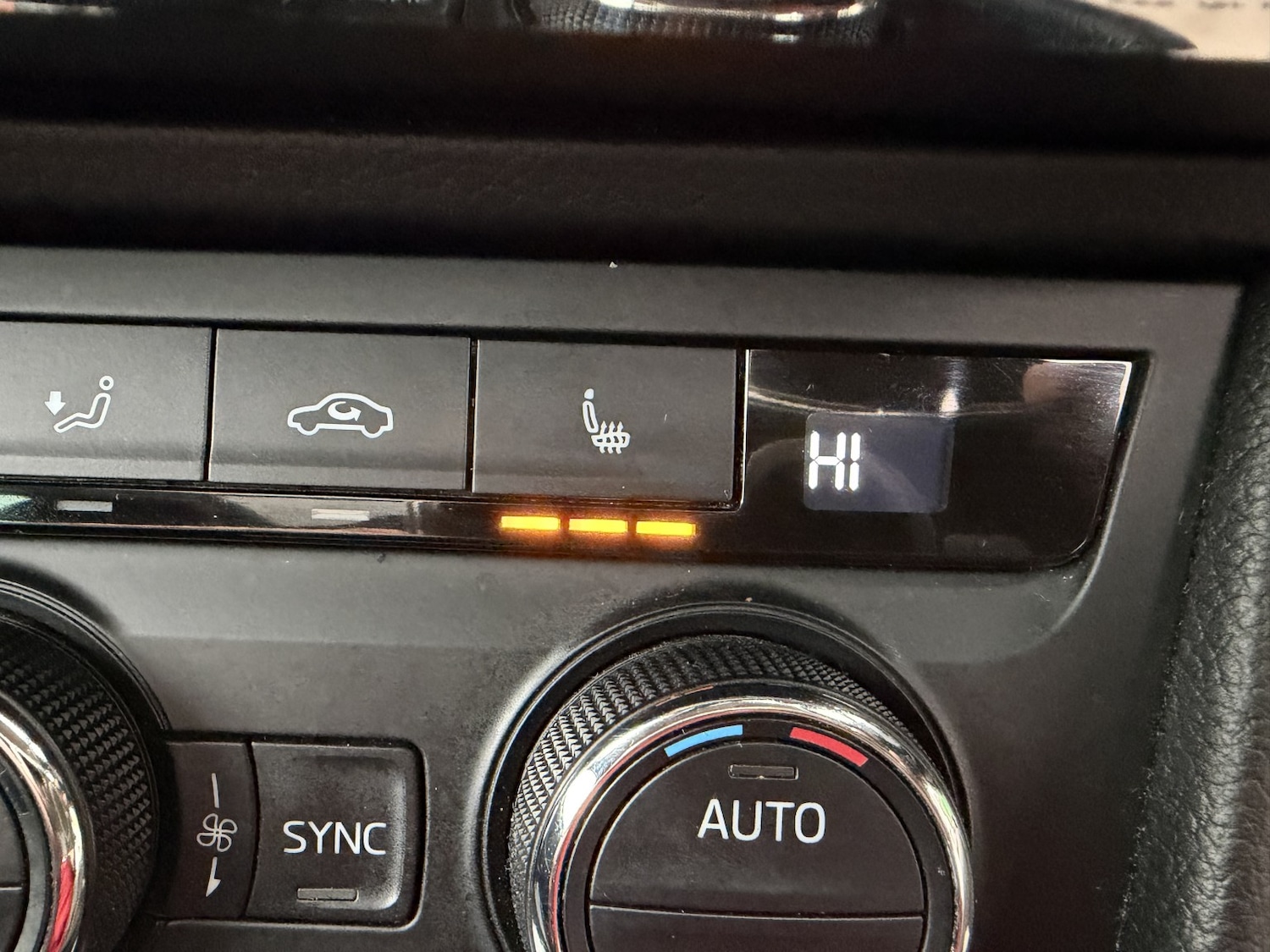 Used Skoda Superb 2017 for sale - 77377778: Photo 33