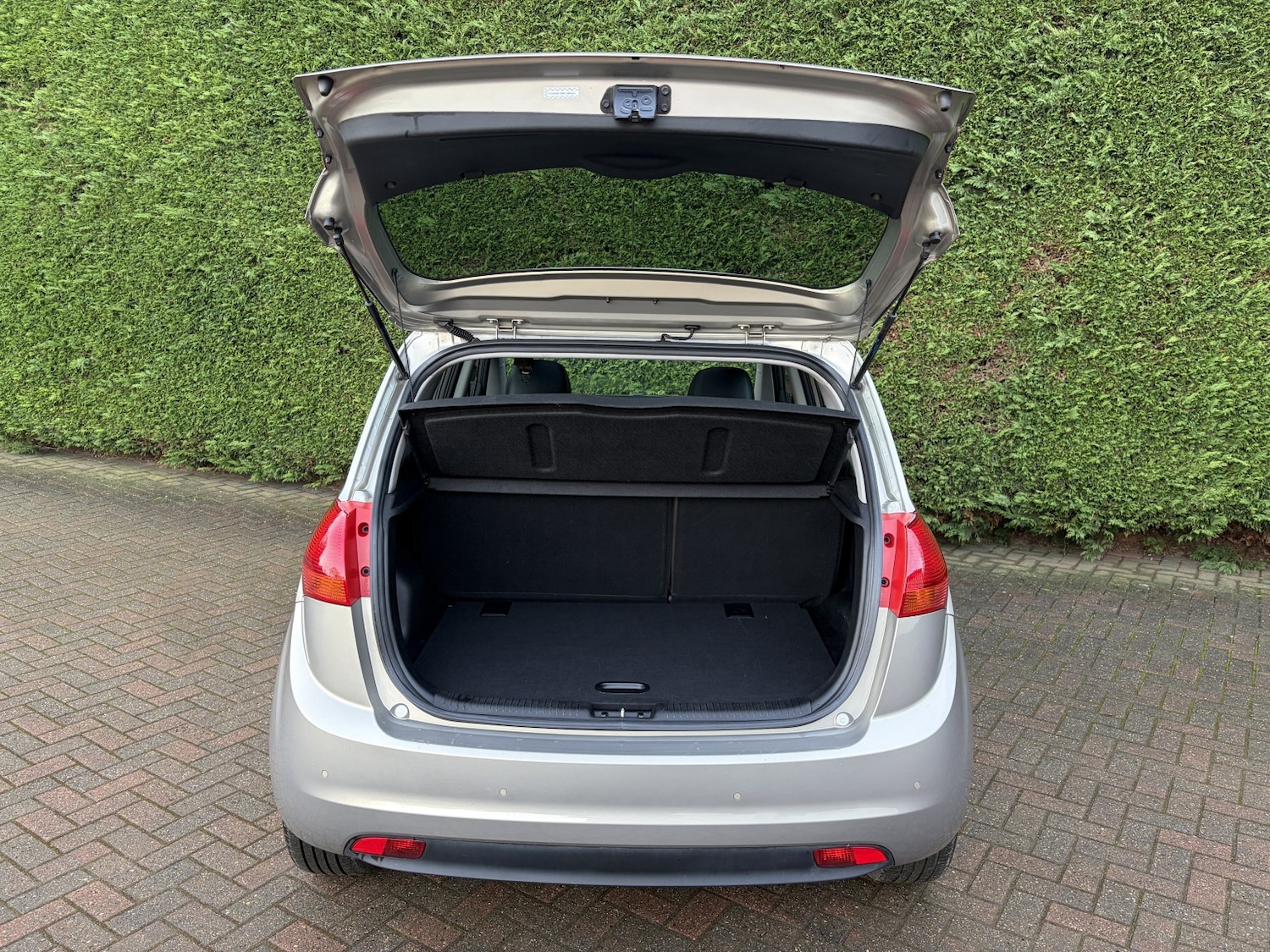 Used Kia Venga 2014 for sale - 77377740: Photo 17