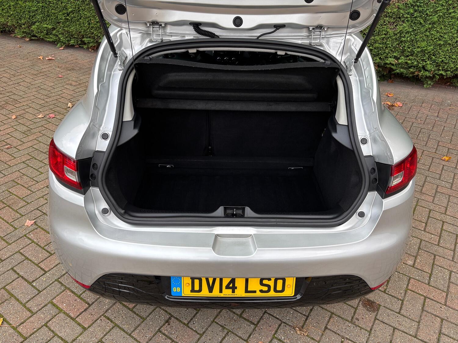 Used Renault Clio 2014 for sale - 76751723: Photo 15