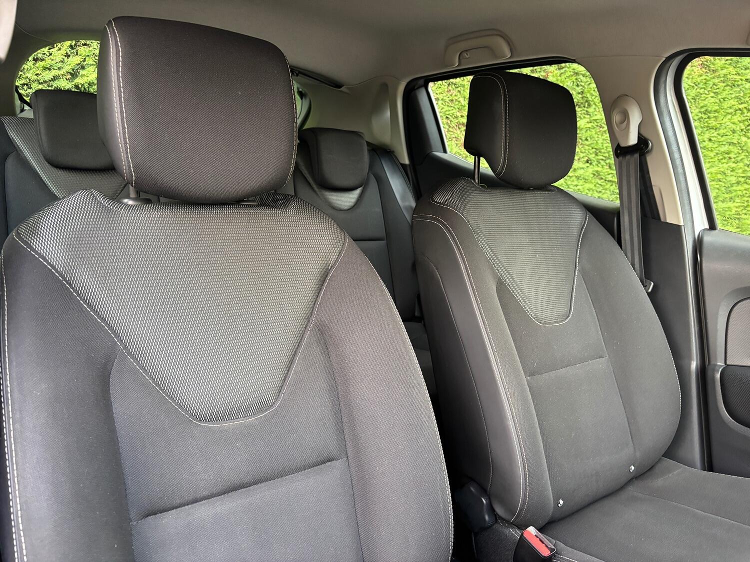 Used Renault Clio 2014 for sale - 76751723: Photo 18