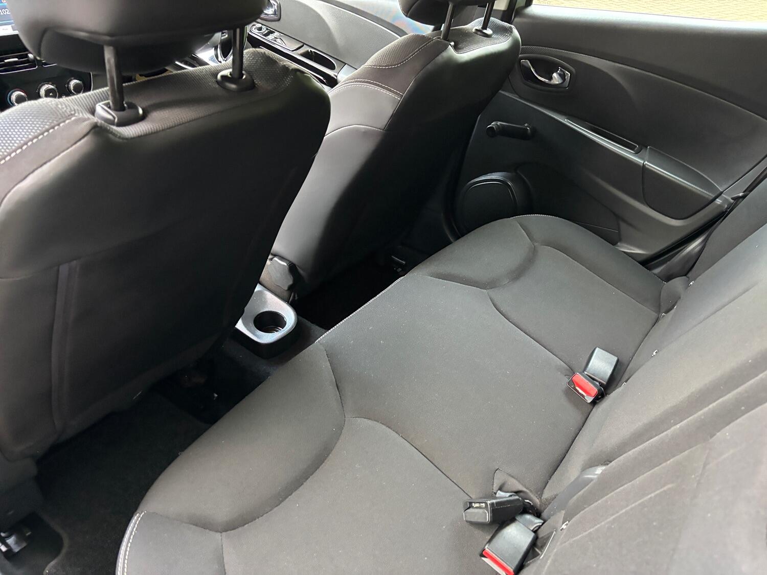 Used Renault Clio 2014 for sale - 76751723: Photo 24