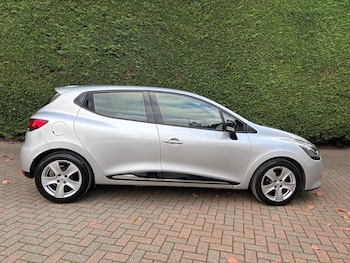 Used Renault Clio 2014 for sale - 76751723: Photo