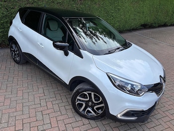 Used Renault Captur 2019 for sale - 76744098: Photo