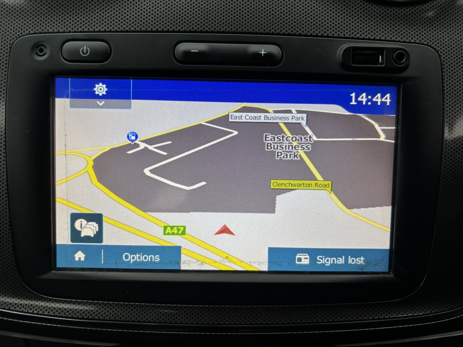 Used Dacia Sandero Stepway 2017 for sale - 76744090: Photo 29