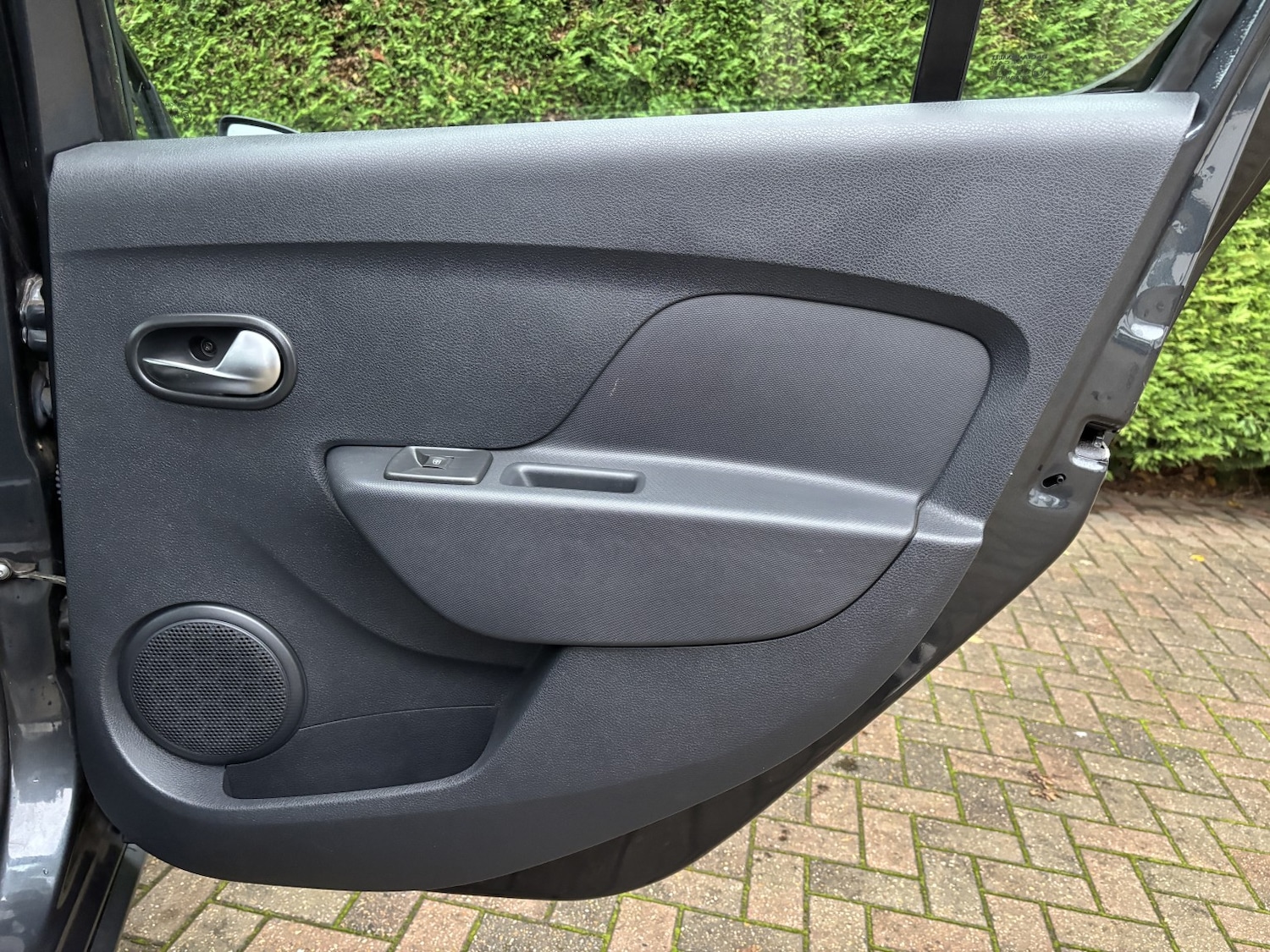 Used Dacia Sandero Stepway 2017 for sale - 76744090: Photo 31