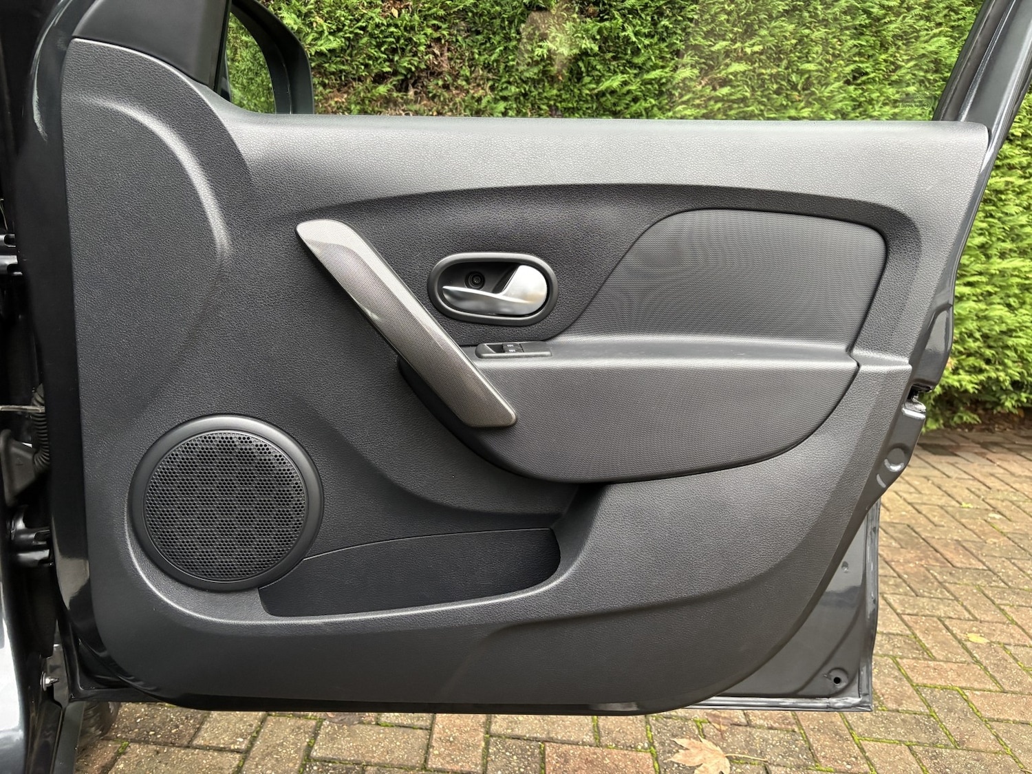 Used Dacia Sandero Stepway 2017 for sale - 76744090: Photo 33