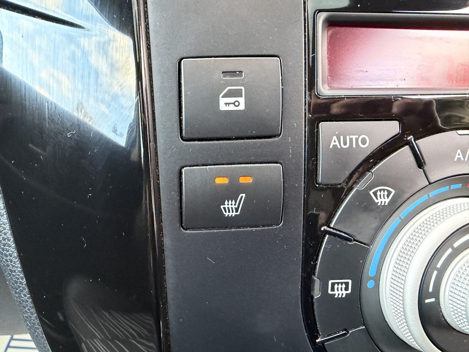 Used Kia Venga 2012 for sale - 76945605: Photo 31