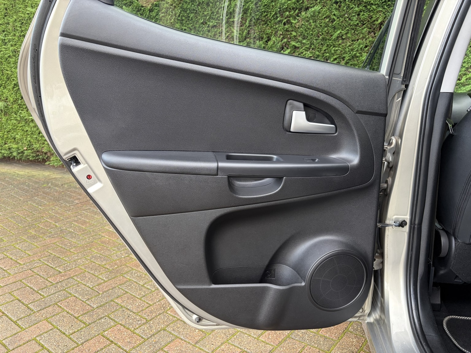 Used Kia Venga 2012 for sale - 76945605: Photo 34