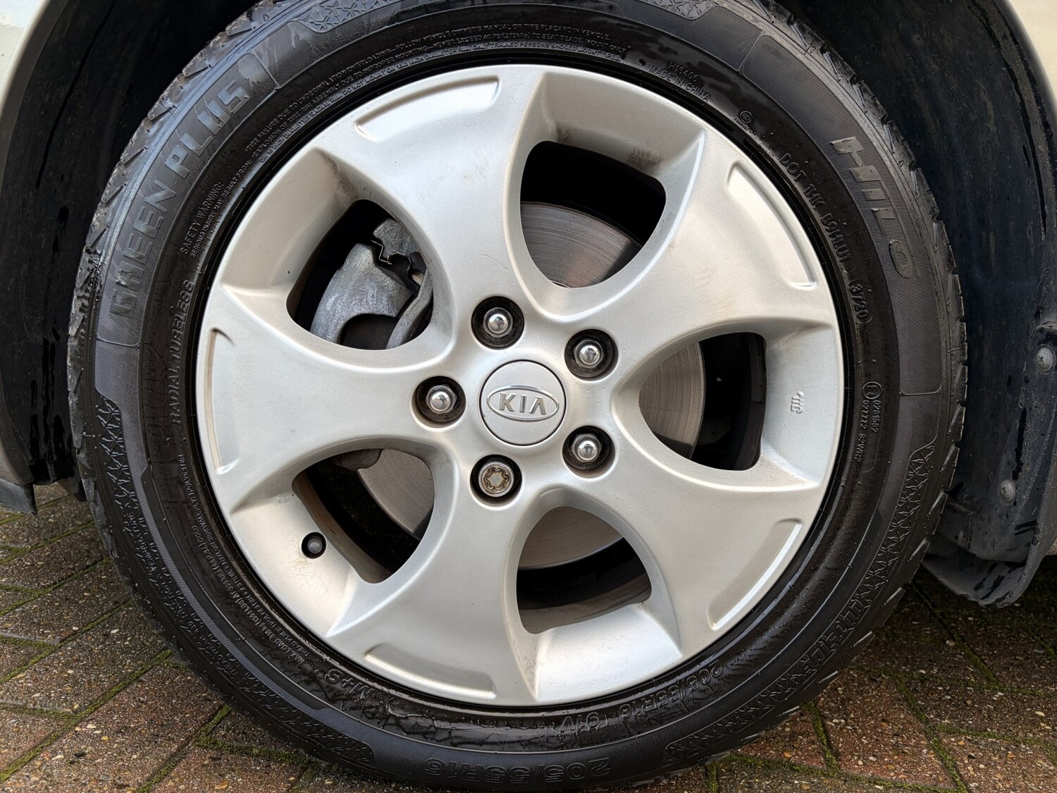 Used Kia Venga 2012 for sale - 76945605: Photo 40