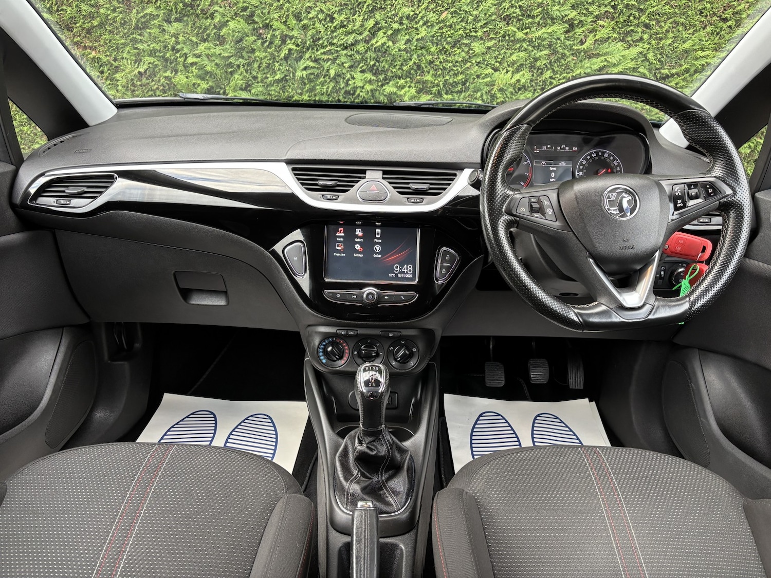 Used Vauxhall Corsa 2017 for sale - 76751848: Photo 2