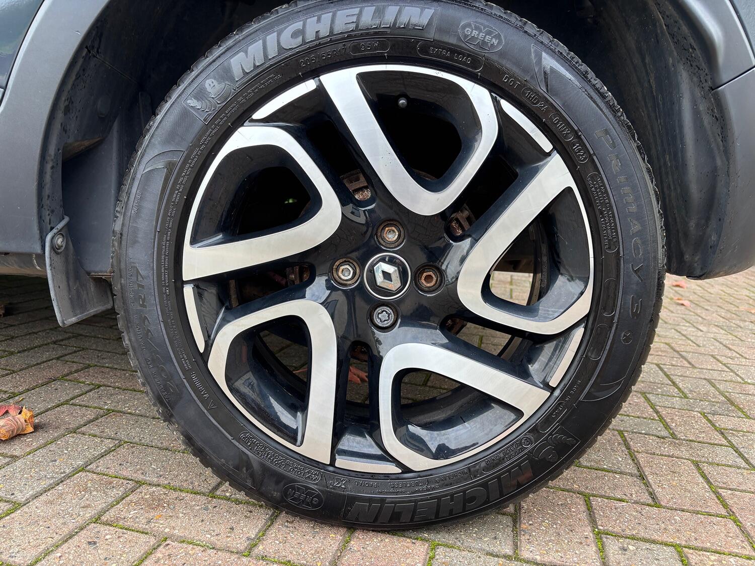 Used Renault Captur 2017 for sale - 76751733: Photo 36