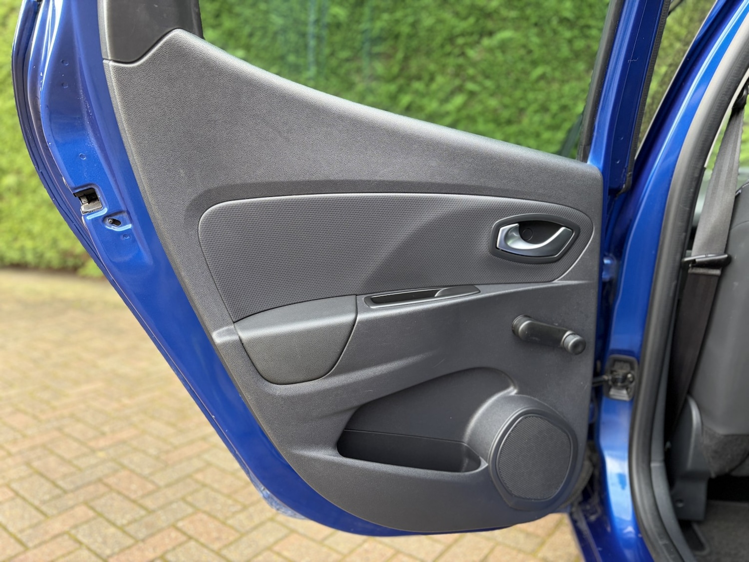 Used Renault Clio 2018 for sale - 77289199: Photo 32