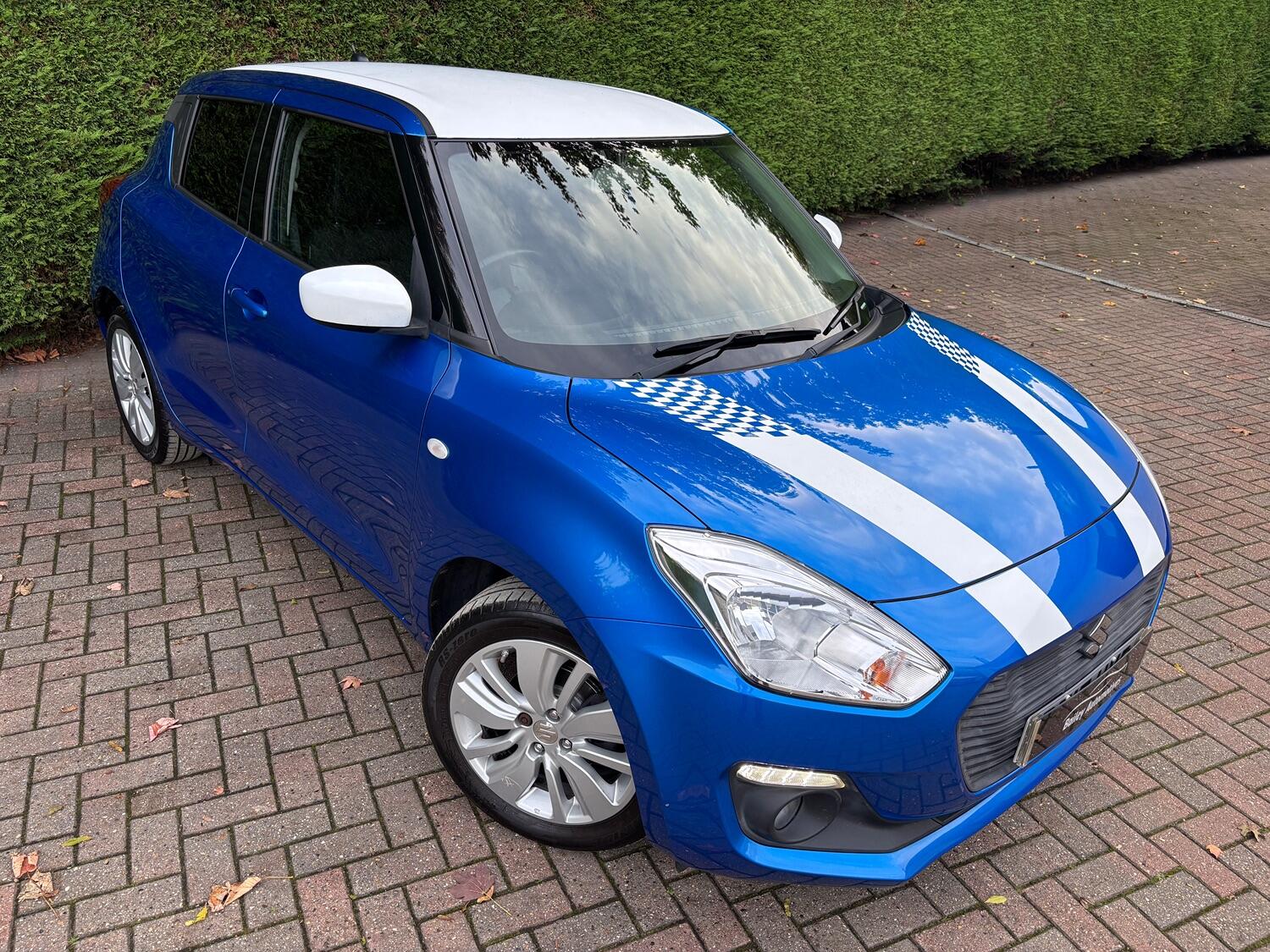 Used Suzuki Swift 2017 for sale - 76751761: Photo 1