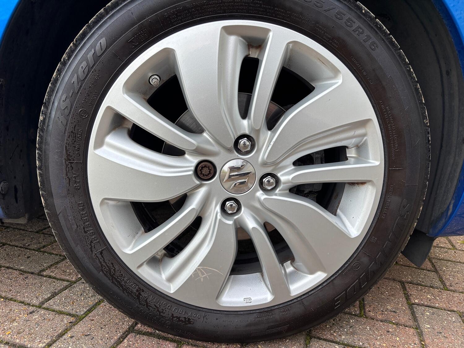 Used Suzuki Swift 2017 for sale - 76751761: Photo 38