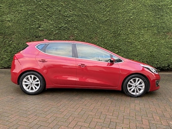 Used Kia Ceed 2017 for sale - 76945617: Photo