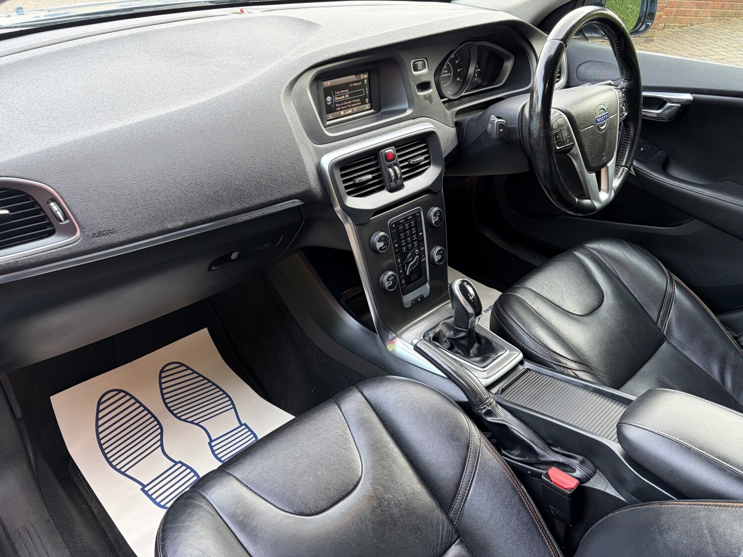 Used Volvo V40 2015 for sale - 77377733: Photo 20