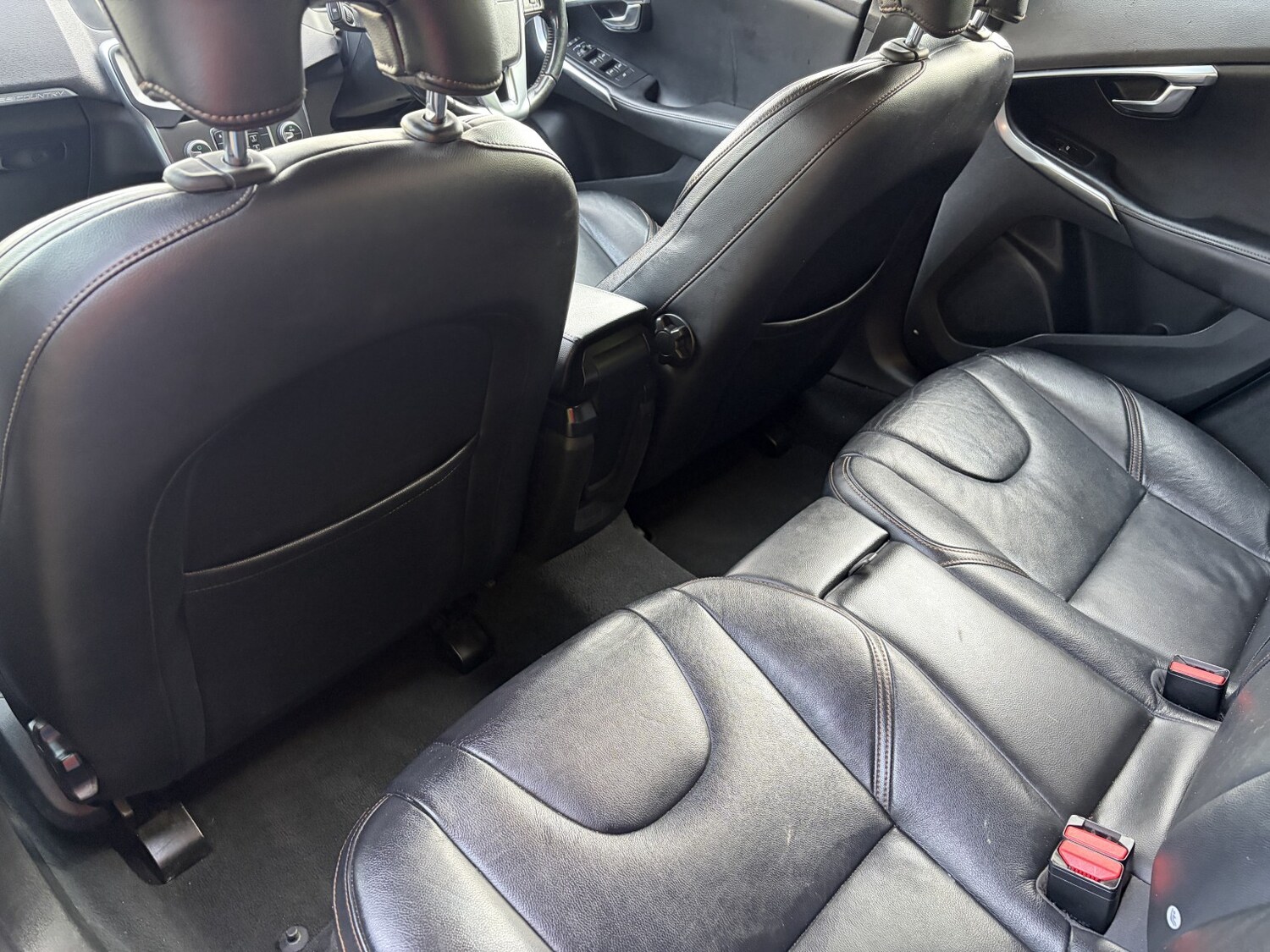 Used Volvo V40 2015 for sale - 77377733: Photo 25