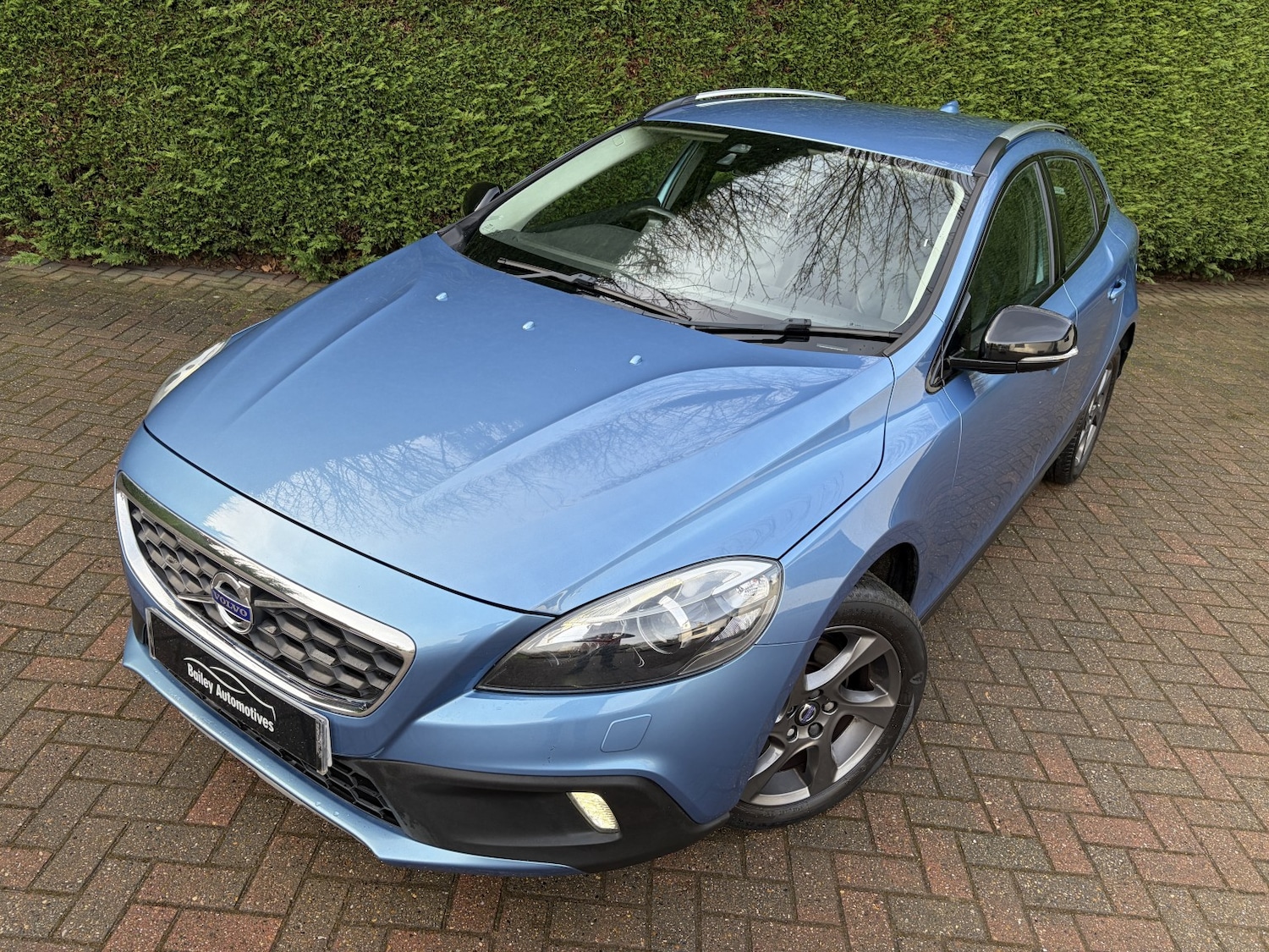 Used Volvo V40 2015 for sale - 77377733: Photo 3