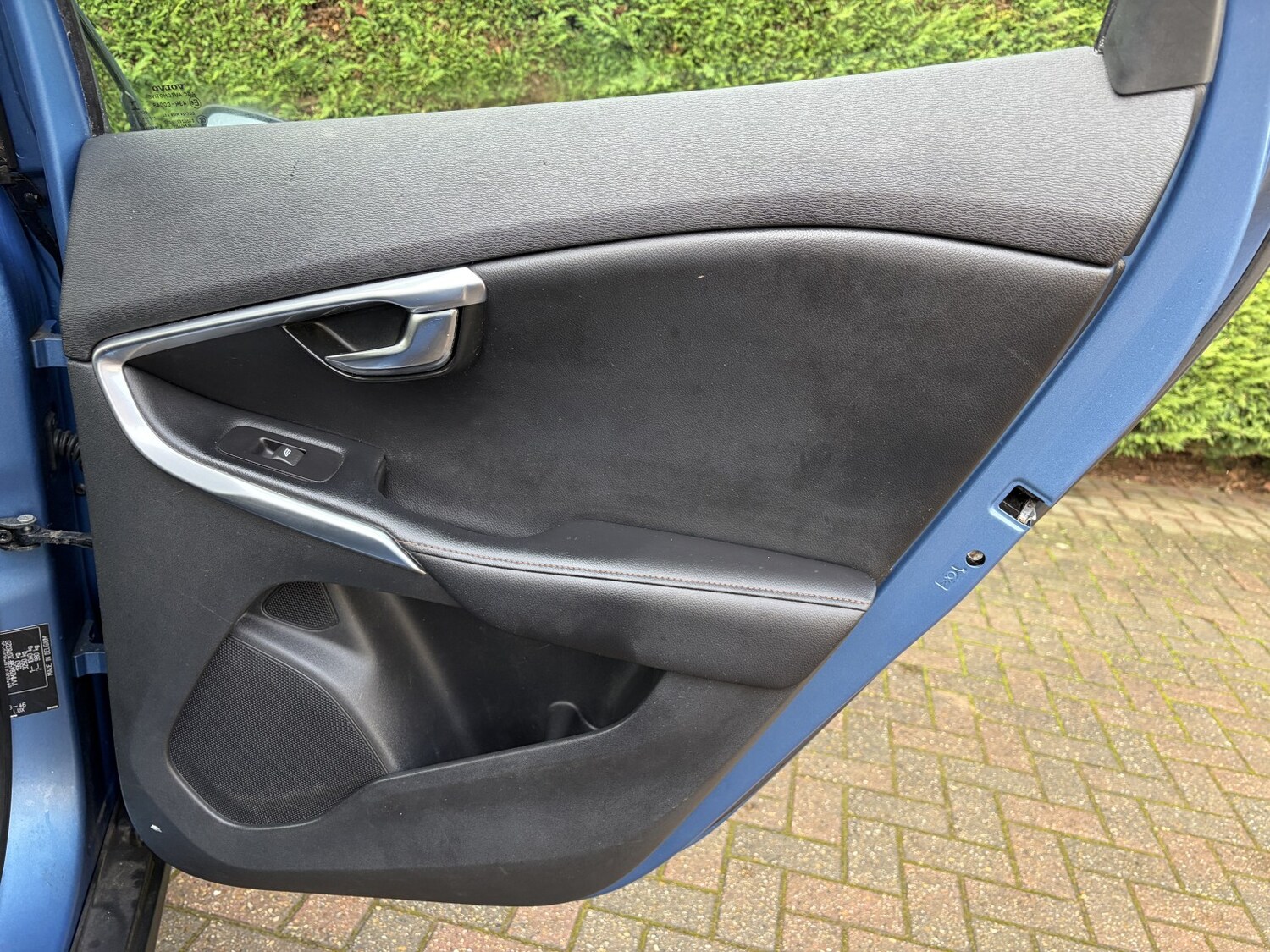 Used Volvo V40 2015 for sale - 77377733: Photo 34