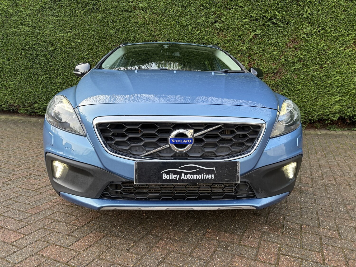 Used Volvo V40 2015 for sale - 77377733: Photo 7