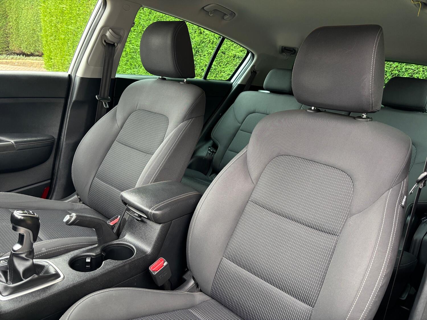 Used Kia Sportage 2018 for sale - 76744096: Photo 17