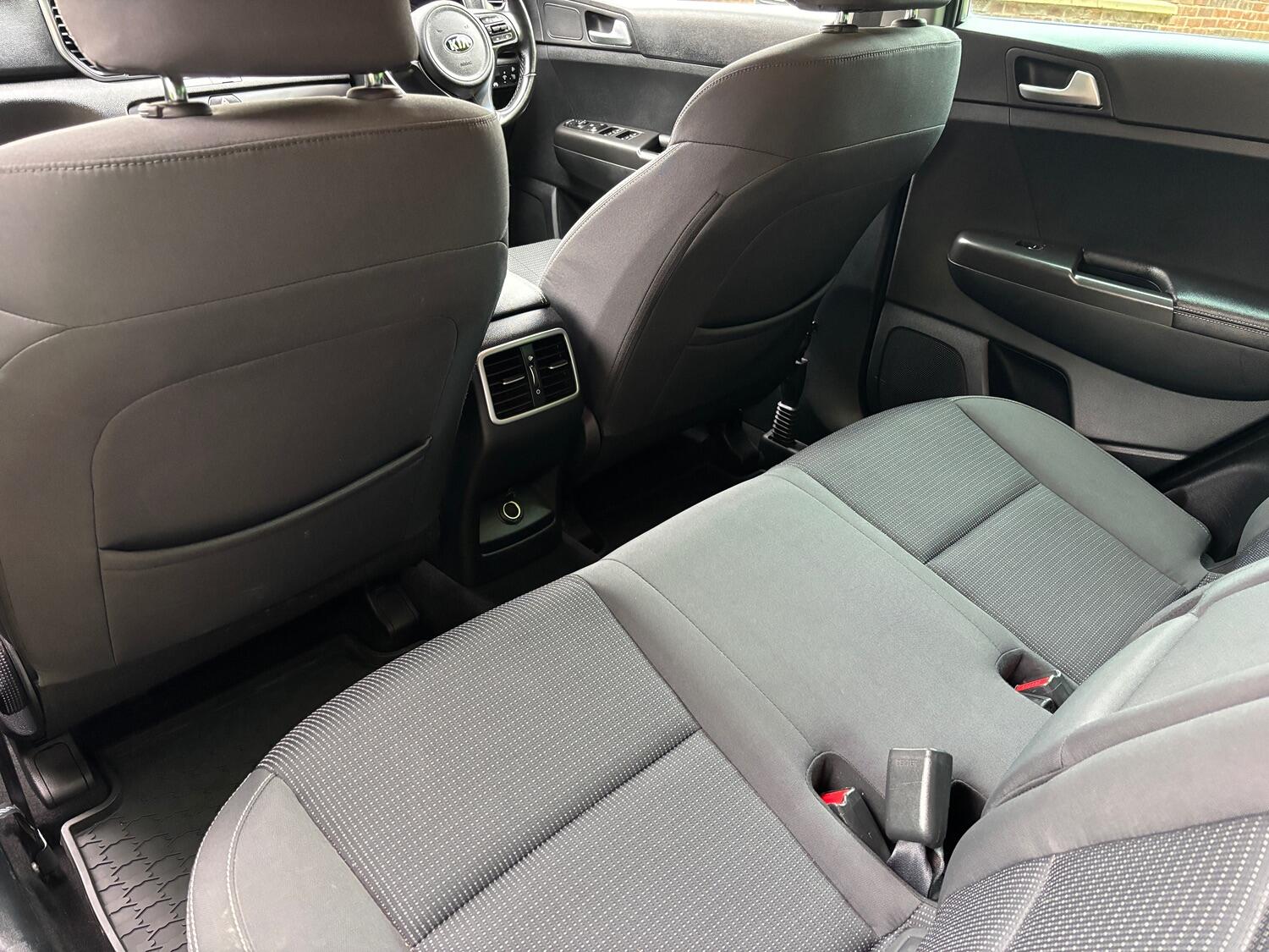 Used Kia Sportage 2018 for sale - 76744096: Photo 21