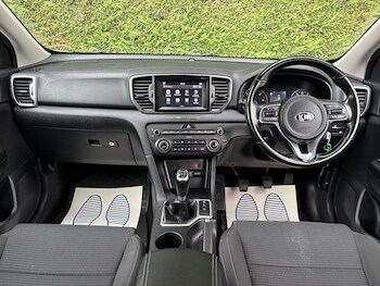 Used Kia Sportage 2018 for sale - 76744096: Photo