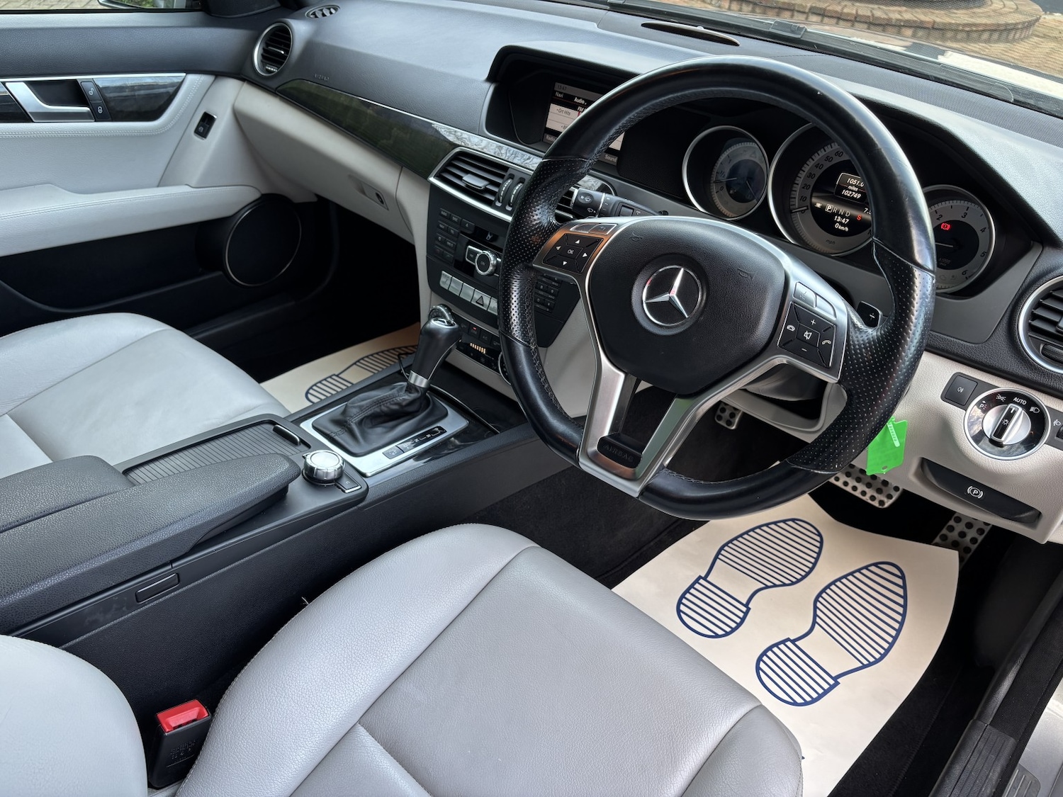 Used Mercedes-Benz C Class 2013 for sale - 76744091: Photo 19