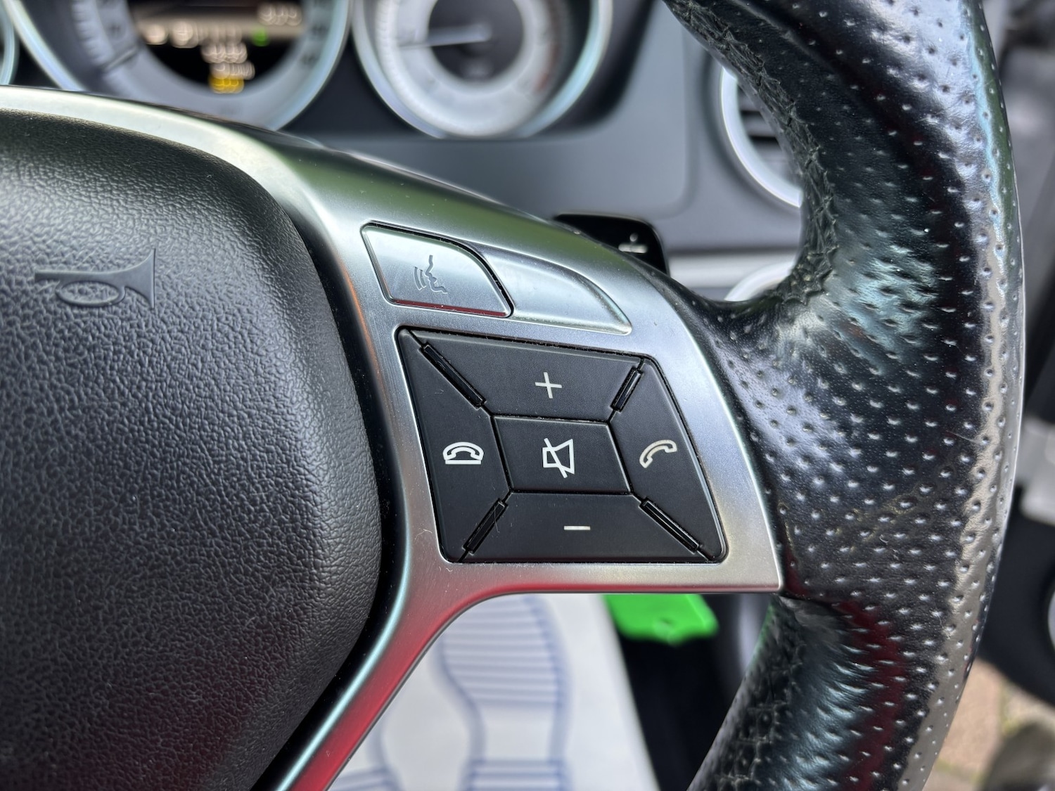 Used Mercedes-Benz C Class 2013 for sale - 76744091: Photo 32