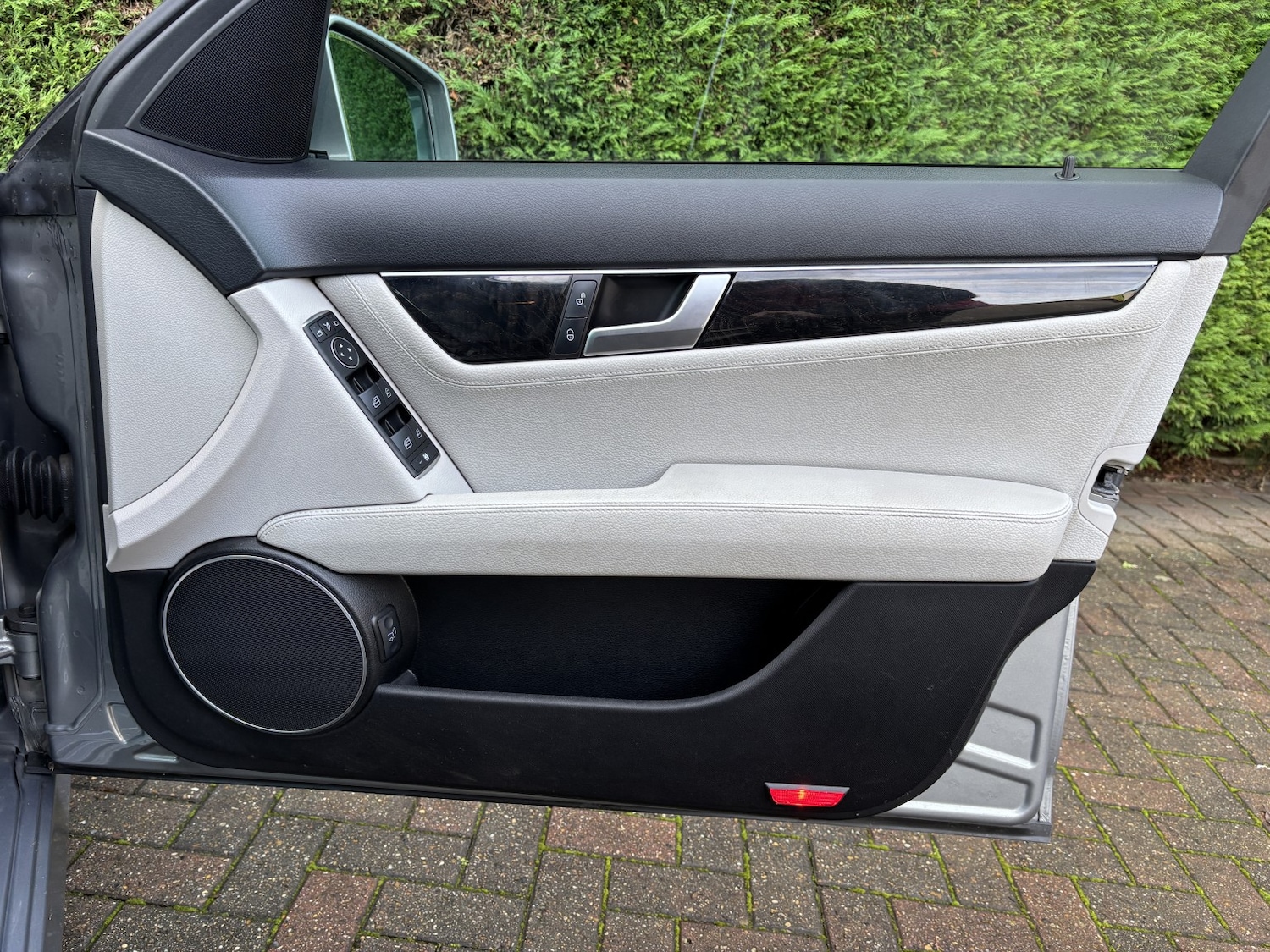 Used Mercedes-Benz C Class 2013 for sale - 76744091: Photo 34