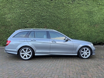 Used Mercedes-Benz C Class 2013 for sale - 76744091: Photo