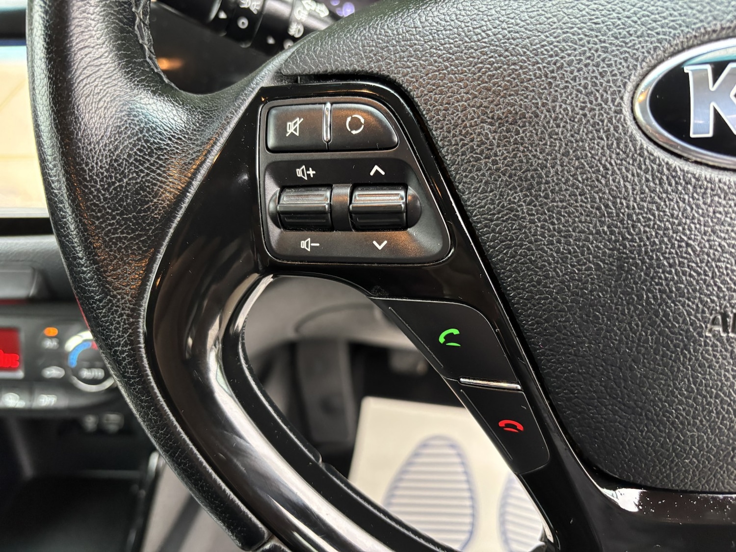 Used Kia Ceed 2015 for sale - 76744088: Photo 30