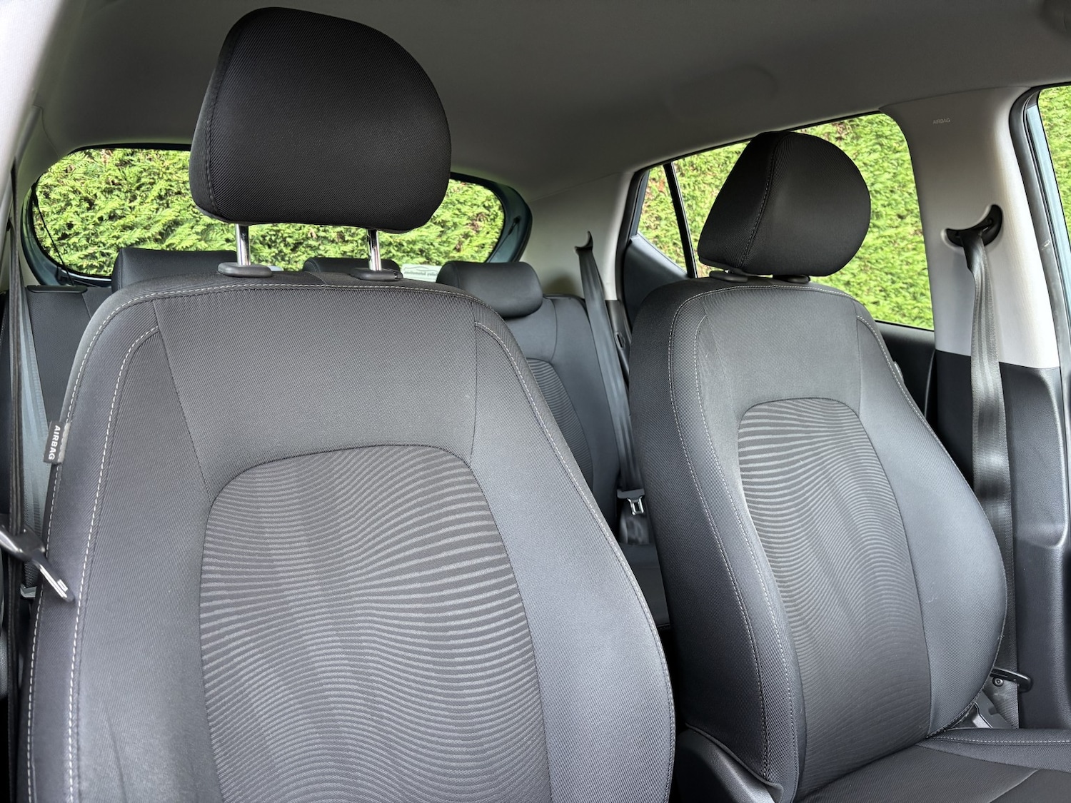 Used Hyundai i10 2017 for sale - 76744089: Photo 13