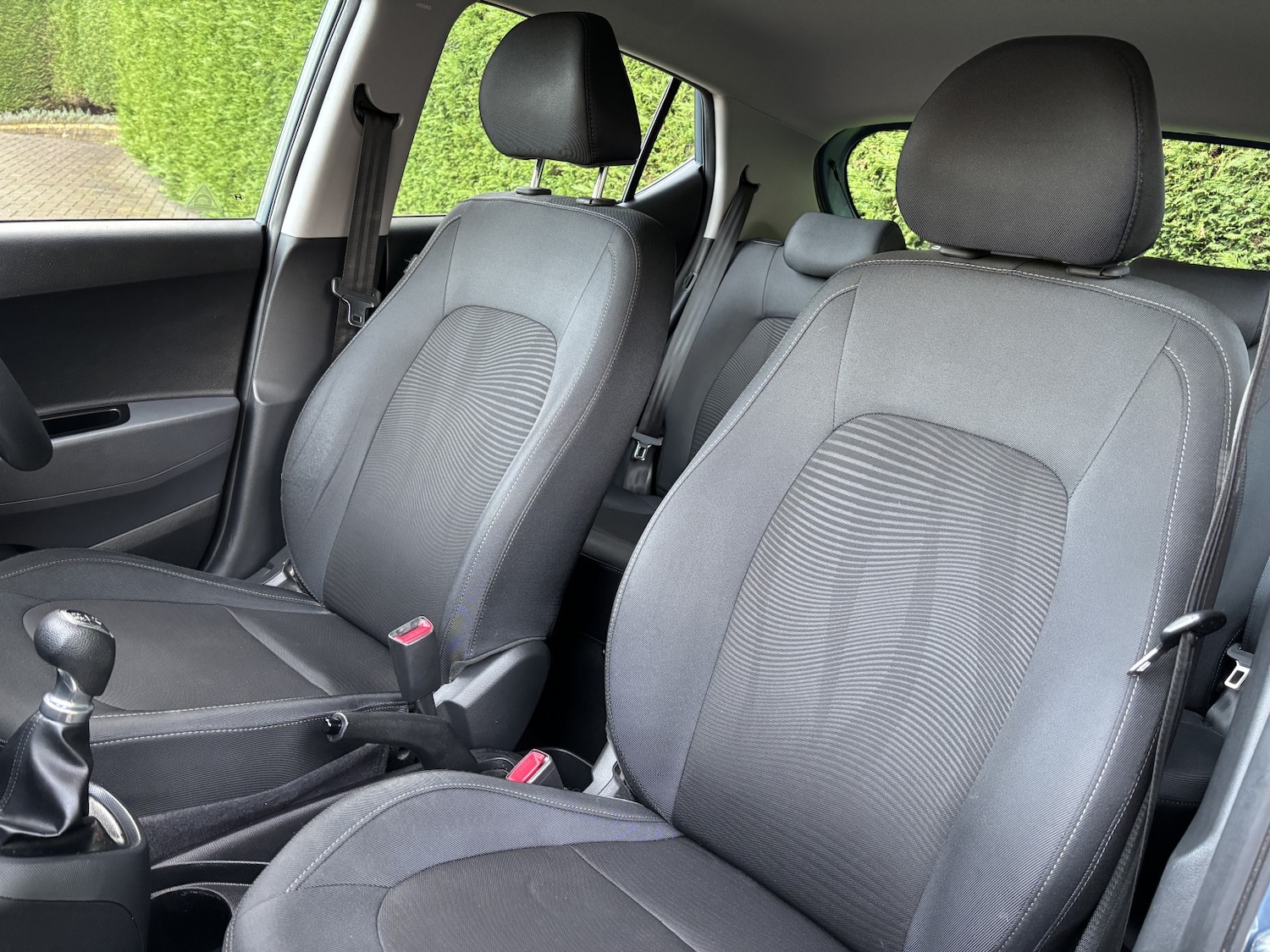 Used Hyundai i10 2017 for sale - 76744089: Photo 15