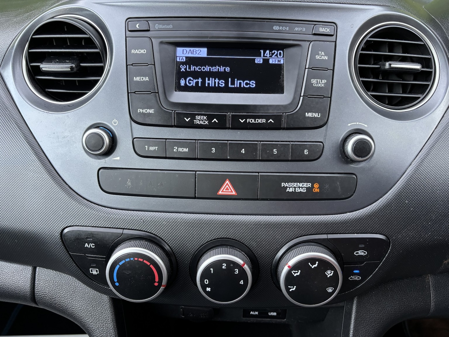 Used Hyundai i10 2017 for sale - 76744089: Photo 22